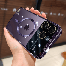 Lade das Bild in den Galerie-Viewer, iPhone Luxury Cam Slide MagSafe Clear Case | Premium Schutzhülle

