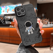 Lade das Bild in den Galerie-Viewer, iPhone Astronaut Case 2.0 | Premium Schutzhülle
