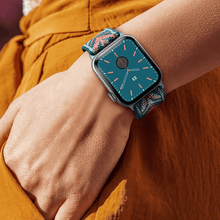 Lade das Bild in den Galerie-Viewer, Scrunchie Flex Nylon Pattern Armband™️ für Deine Apple Watch
