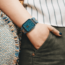 Lade das Bild in den Galerie-Viewer, Scrunchie Flex Nylon Pattern Armband™️ für Deine Apple Watch
