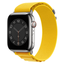 Lade das Bild in den Galerie-Viewer, Alpine Nylon Armband mit G-Titanhaken Verschluss™️ für Deine Apple Watch
